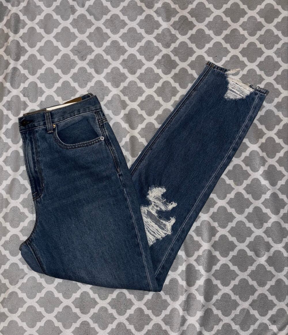 NEW American Eagle Mom jean
